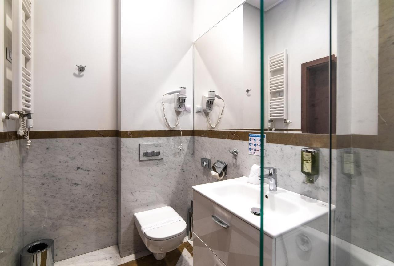 Hotel Park Kajetany Nadarzyn Kültér fotó